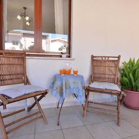 Izzhome Blue Sea Pula Exterior photo