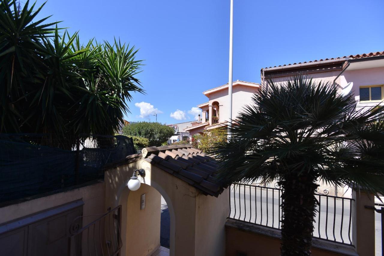 Izzhome Blue Sea Pula Exterior photo